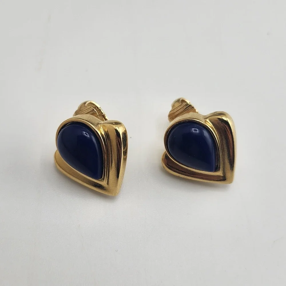 Vintage 80s Avon Blue Deco Gold Tone Clip-on Earrings